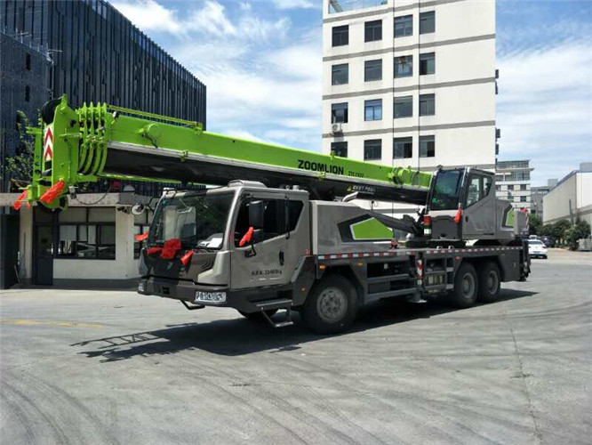 宜丰县跨街广告牌的高空安装注意事项
