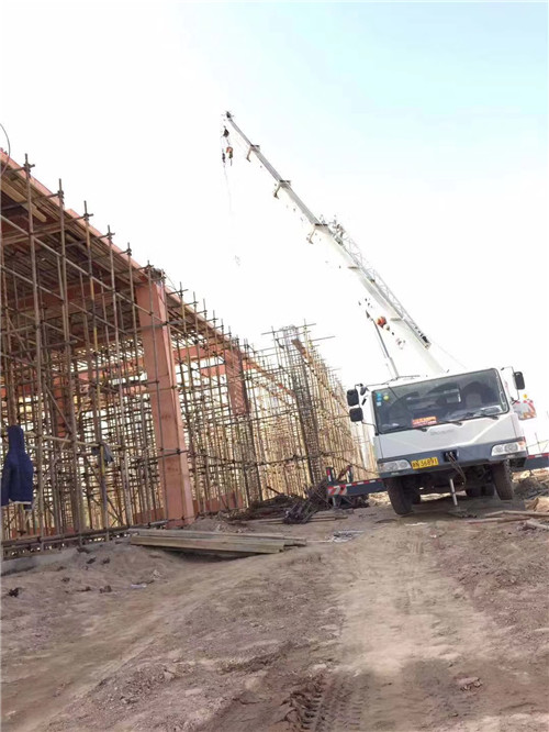 宜丰县吊车作业的安全注意事项有哪些？